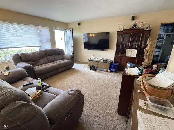 1018 E 106th ST, Indianapolis, IN 46280