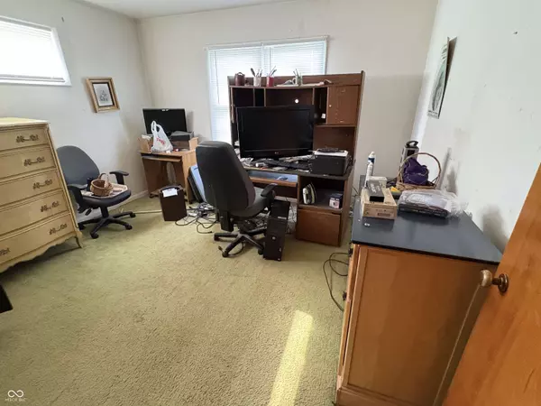 1018 E 106th ST, Indianapolis, IN 46280