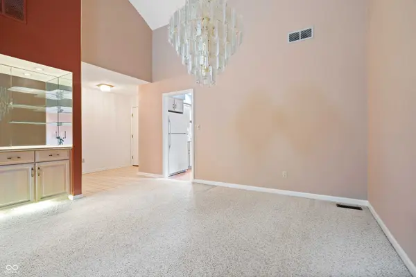 9214 W Point DR, Indianapolis, IN 46268