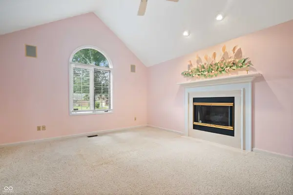 9214 W Point DR, Indianapolis, IN 46268