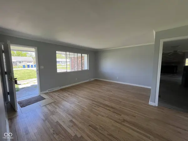 3751 W 97th ST, Carmel, IN 46032