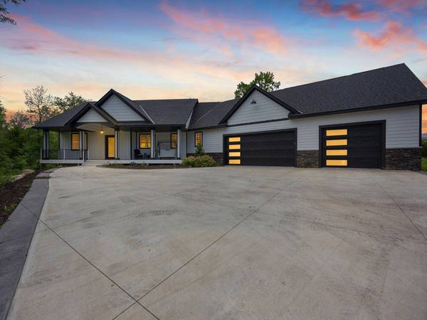 20790 Texas AVE, Credit River Twp, MN 55372