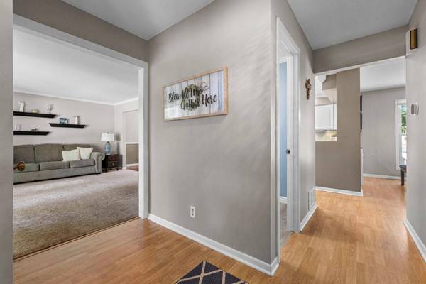 10500 Utah RD, Bloomington, MN 55438