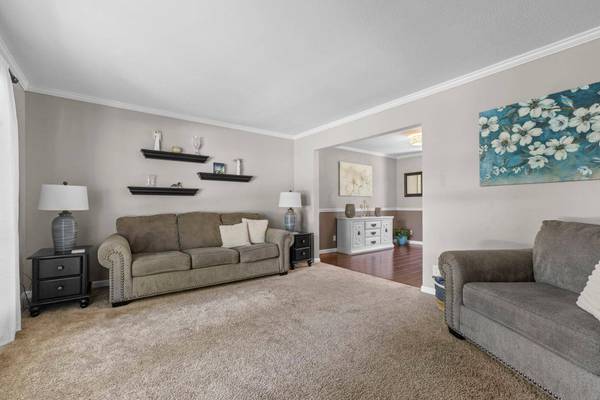 10500 Utah RD, Bloomington, MN 55438