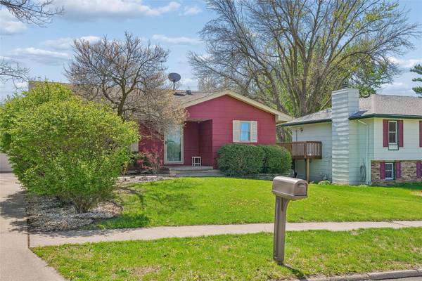 721 E Porter Avenue, Des Moines, IA 50315