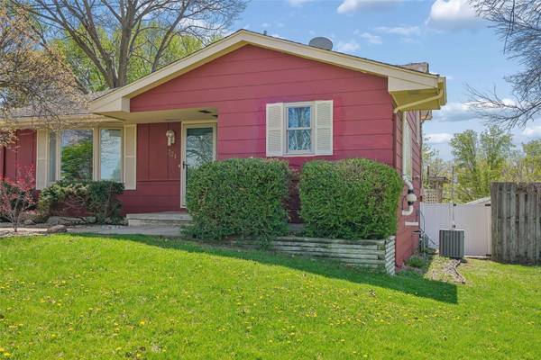 721 E Porter Avenue, Des Moines, IA 50315