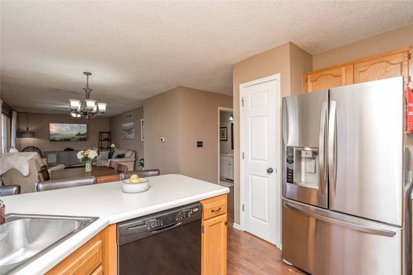 2002 NW School Street, Ankeny, IA 50023