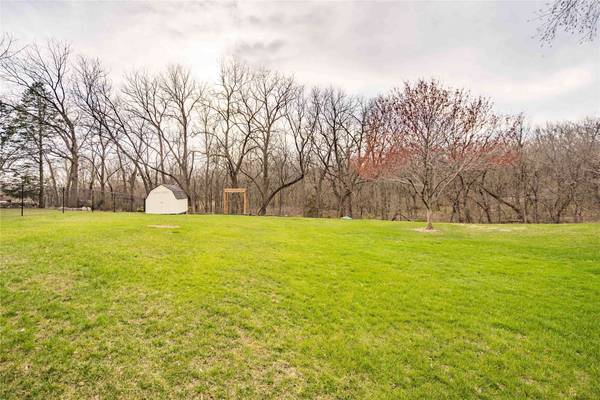 2356 NW 71st Place, Ankeny, IA 50023