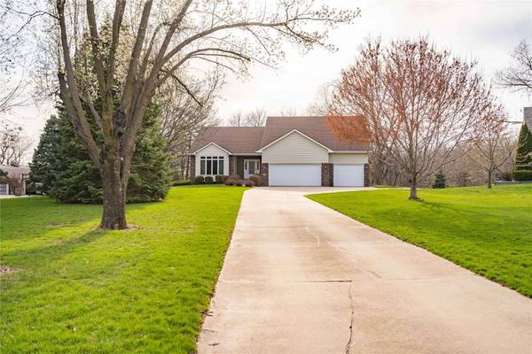 2356 NW 71st Place, Ankeny, IA 50023
