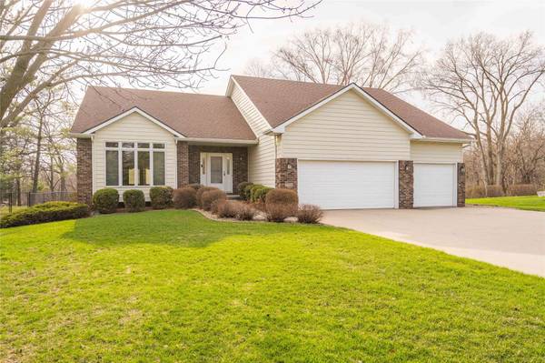 2356 NW 71st Place, Ankeny, IA 50023