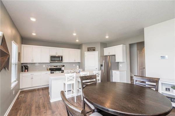 3020 NW Reinhart Drive, Ankeny, IA 50023