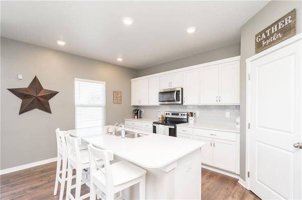 3020 NW Reinhart Drive, Ankeny, IA 50023