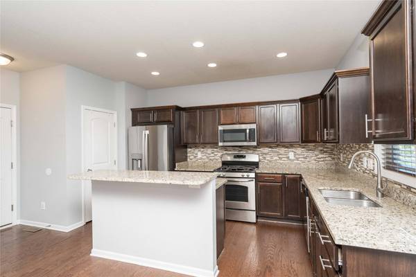 224 S 83rd Street, West Des Moines, IA 50266