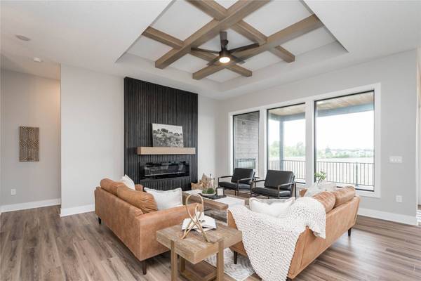 1216 NW Arbor Court, Ankeny, IA 50023