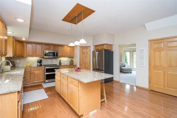 2303 NE Bel Aire Drive, Ankeny, IA 50021