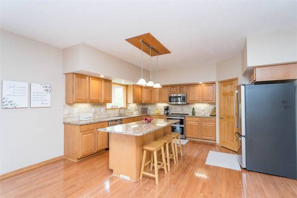 2303 NE Bel Aire Drive, Ankeny, IA 50021