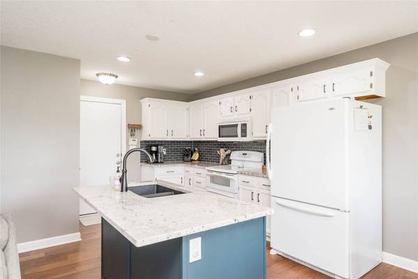 904 NE 49th Street, Ankeny, IA 50021