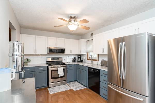 413 NE 8th Street, Ankeny, IA 50021