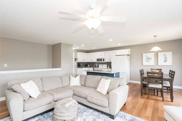 904 NE 49th Street, Ankeny, IA 50021