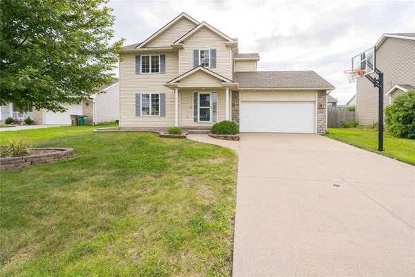 406 Tailfeather Court NW, Bondurant, IA 50035