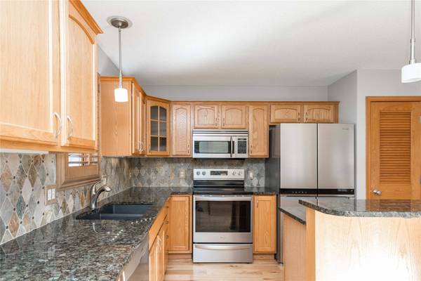 1212 NW Rolling Rock Road, Ankeny, IA 50023