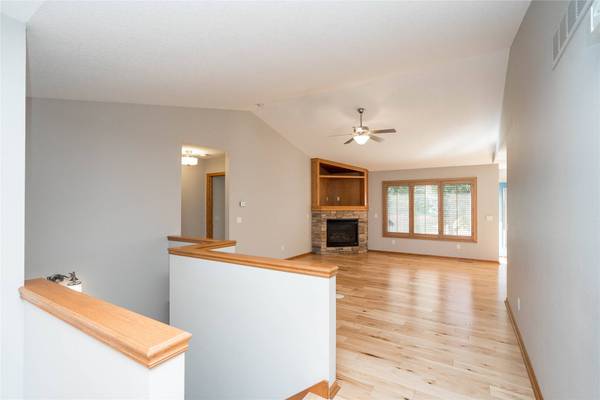 1212 NW Rolling Rock Road, Ankeny, IA 50023