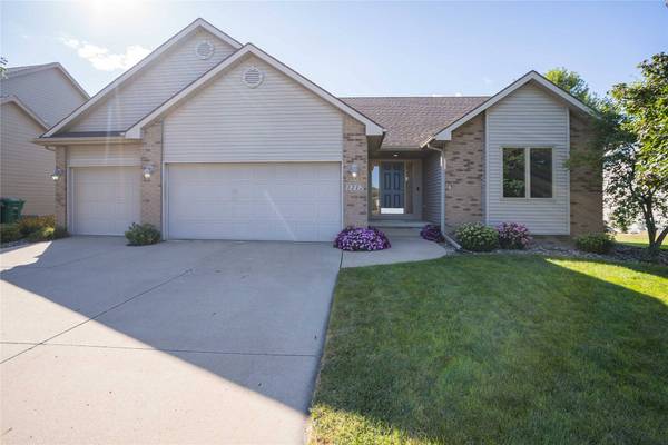 1212 NW Rolling Rock Road, Ankeny, IA 50023