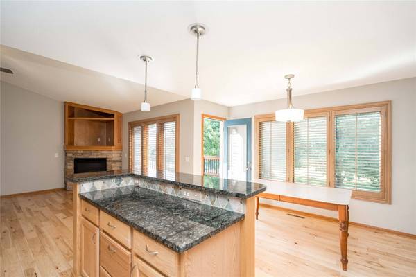 1212 NW Rolling Rock Road, Ankeny, IA 50023