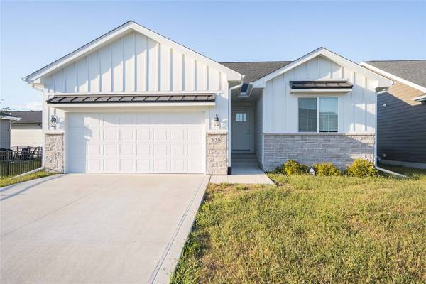 635 SE Mesa Drive, Waukee, IA 50263