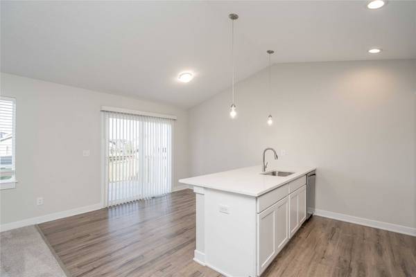 635 SE Mesa Drive, Waukee, IA 50263