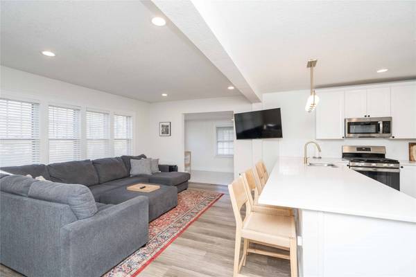 3406 School Street, Des Moines, IA 50311