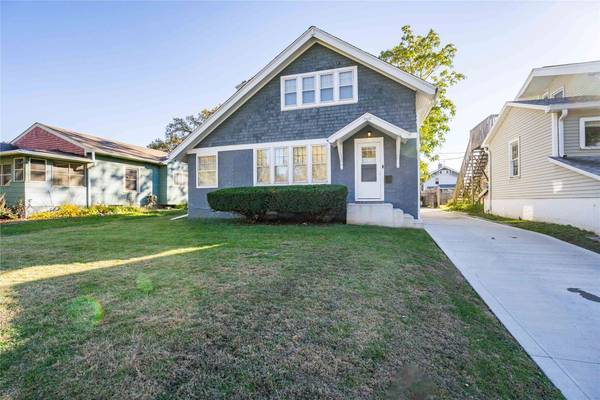 3406 School Street, Des Moines, IA 50311