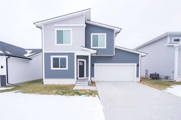 713 NE Oak Ridge Drive, Ankeny, IA 50021