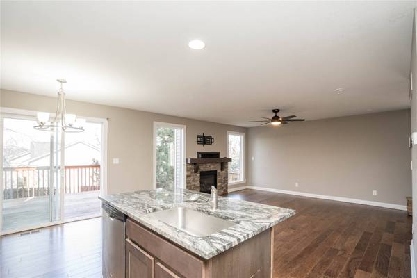 303 Marie Avenue, Norwalk, IA 50211