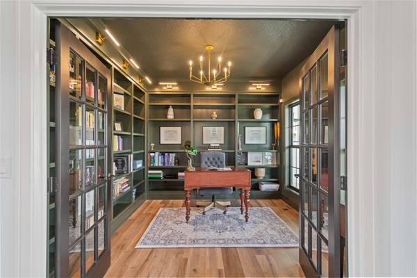 1917 Redbud Street, Norwalk, IA 50211