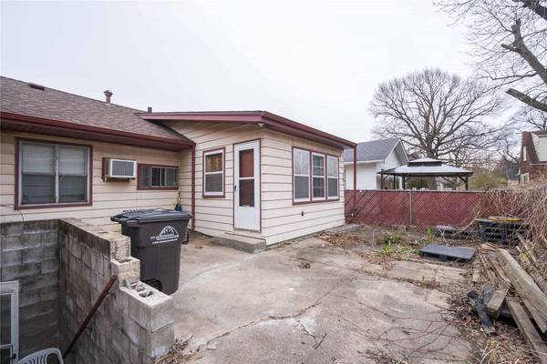 1829 47th Street, Des Moines, IA 50310