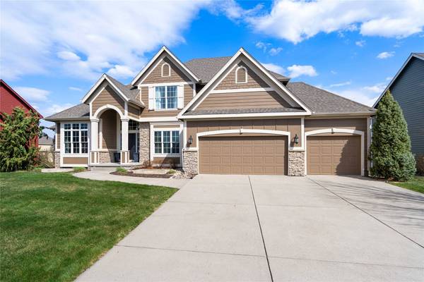 215 SW Stonegate Drive, Ankeny, IA 50023