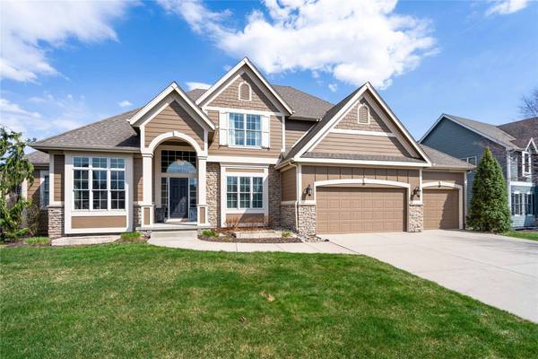215 SW Stonegate Drive, Ankeny, IA 50023
