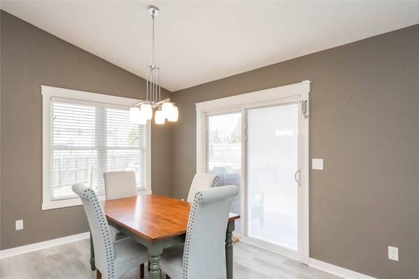 3548 E Highview Drive, Des Moines, IA 50320
