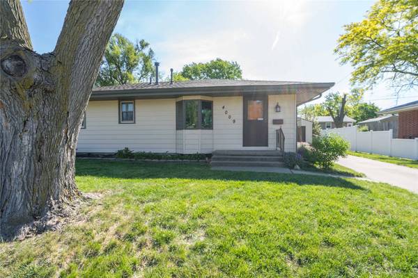 4009 65th Street, Urbandale, IA 50322