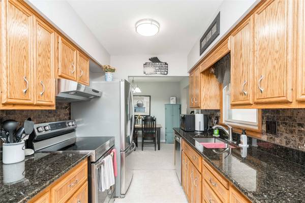 4009 65th Street, Urbandale, IA 50322