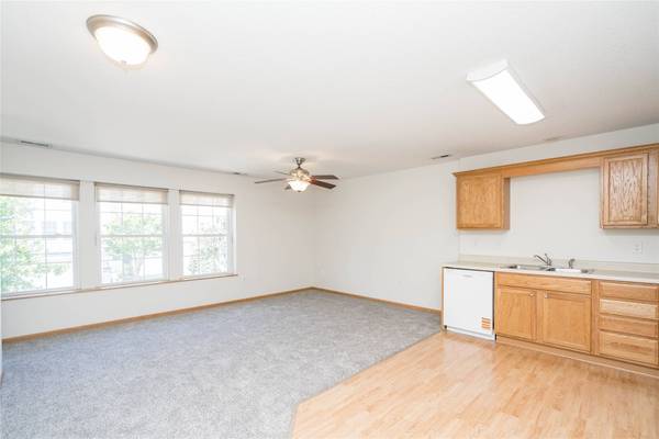 1243 SE Village View Lane, Ankeny, IA 50021