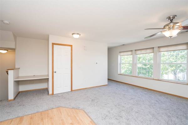 1243 SE Village View Lane, Ankeny, IA 50021