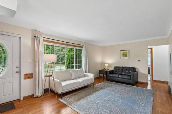 3119 Holcomb Avenue, Des Moines, IA 50310