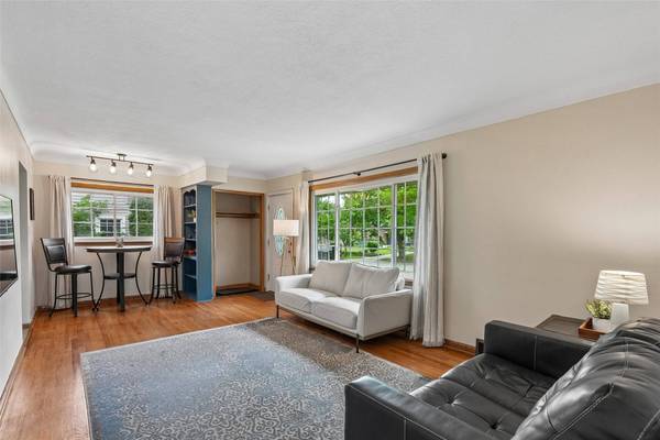 3119 Holcomb Avenue, Des Moines, IA 50310