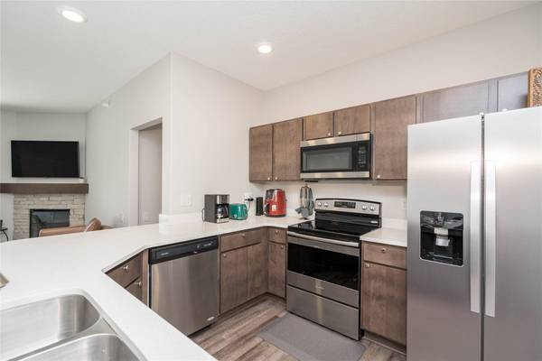2503 NE Oak Drive #1, Ankeny, IA 50021