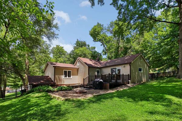 6706 Washington Avenue, Windsor Heights, IA 50324
