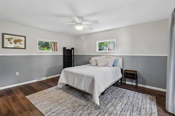 6706 Washington Avenue, Windsor Heights, IA 50324