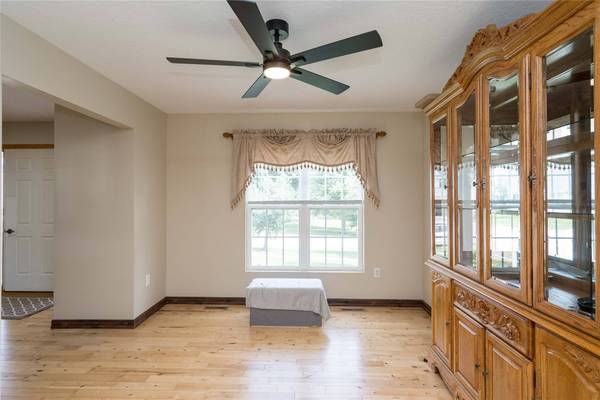 909 SE 5th Street, Ankeny, IA 50021