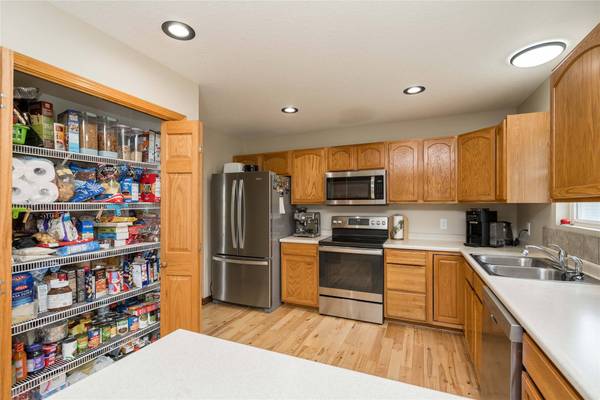 909 SE 5th Street, Ankeny, IA 50021